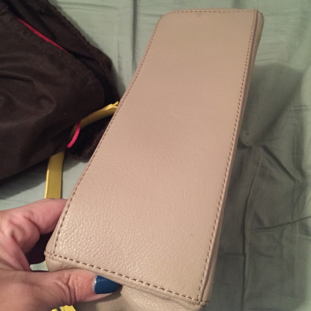 Kate Spade - Picture 4 of 7